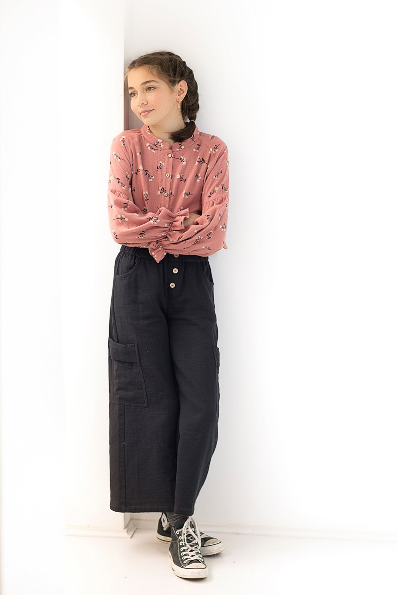 PAN02 Pantalón bolsillos negro