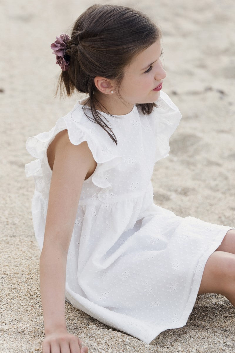 VES06 Vestido volantes plumeti bordado hojas blanco