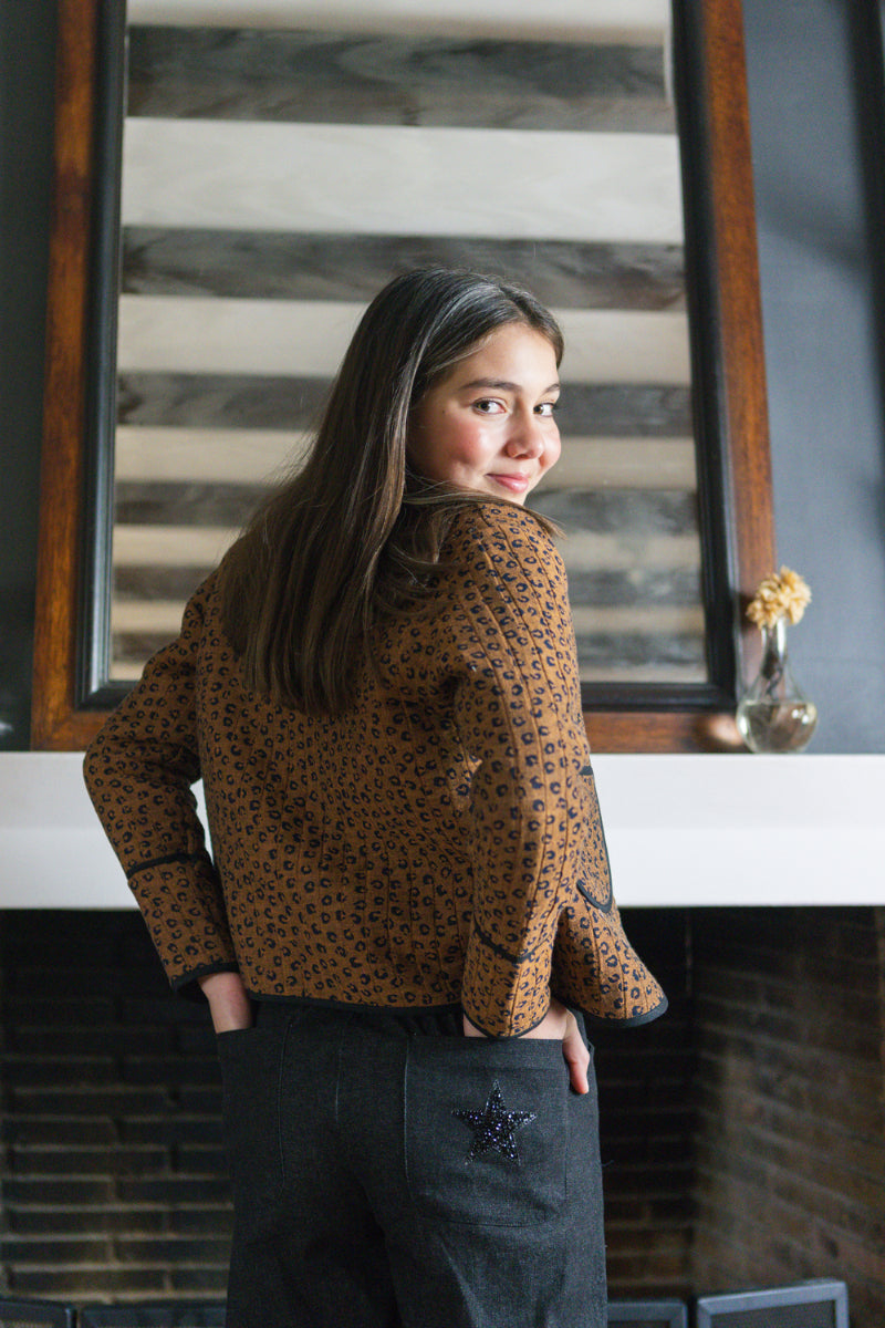 AB04 Chaqueta animal print