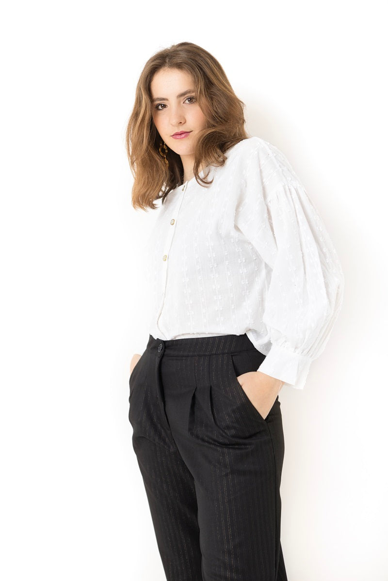 BLUT01 Blusa boho blanca