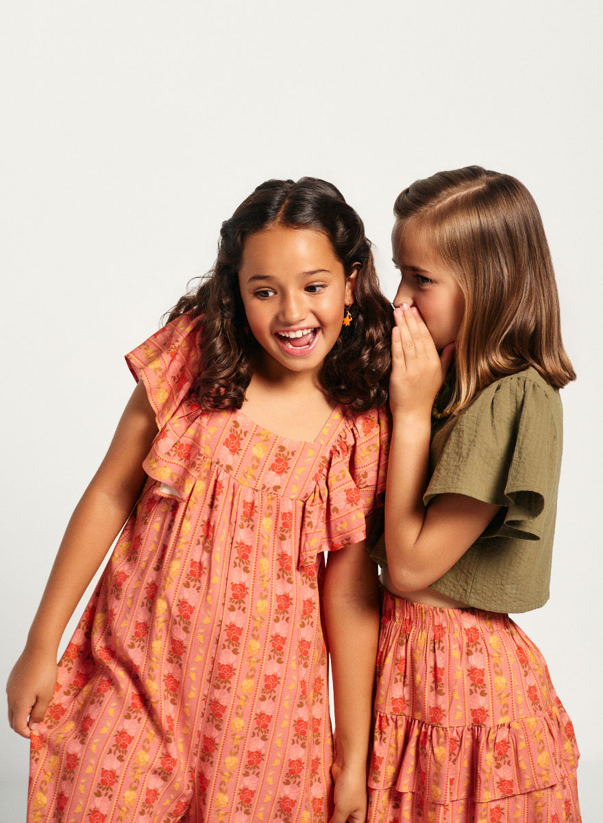 MON04 Mono volantes rosas