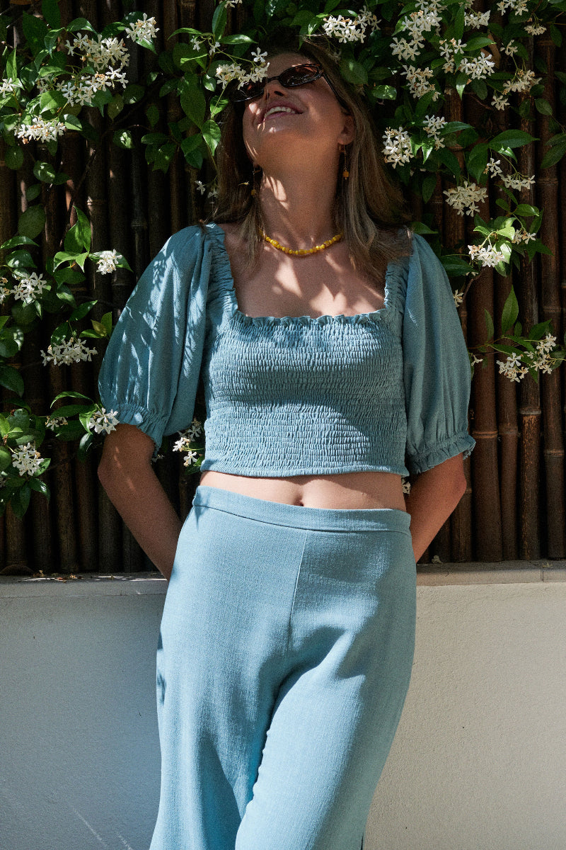 BLU13 Blusa abullonada engomada menta