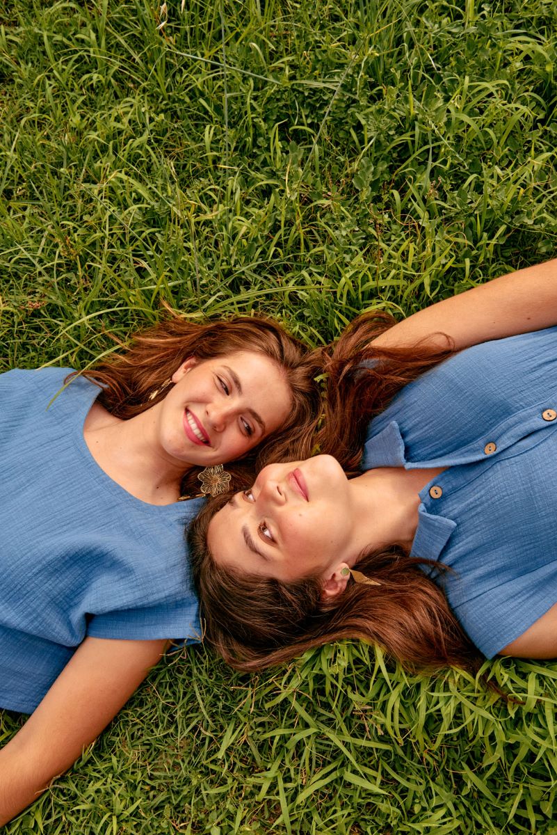 MONT02 Mono hombreras azul