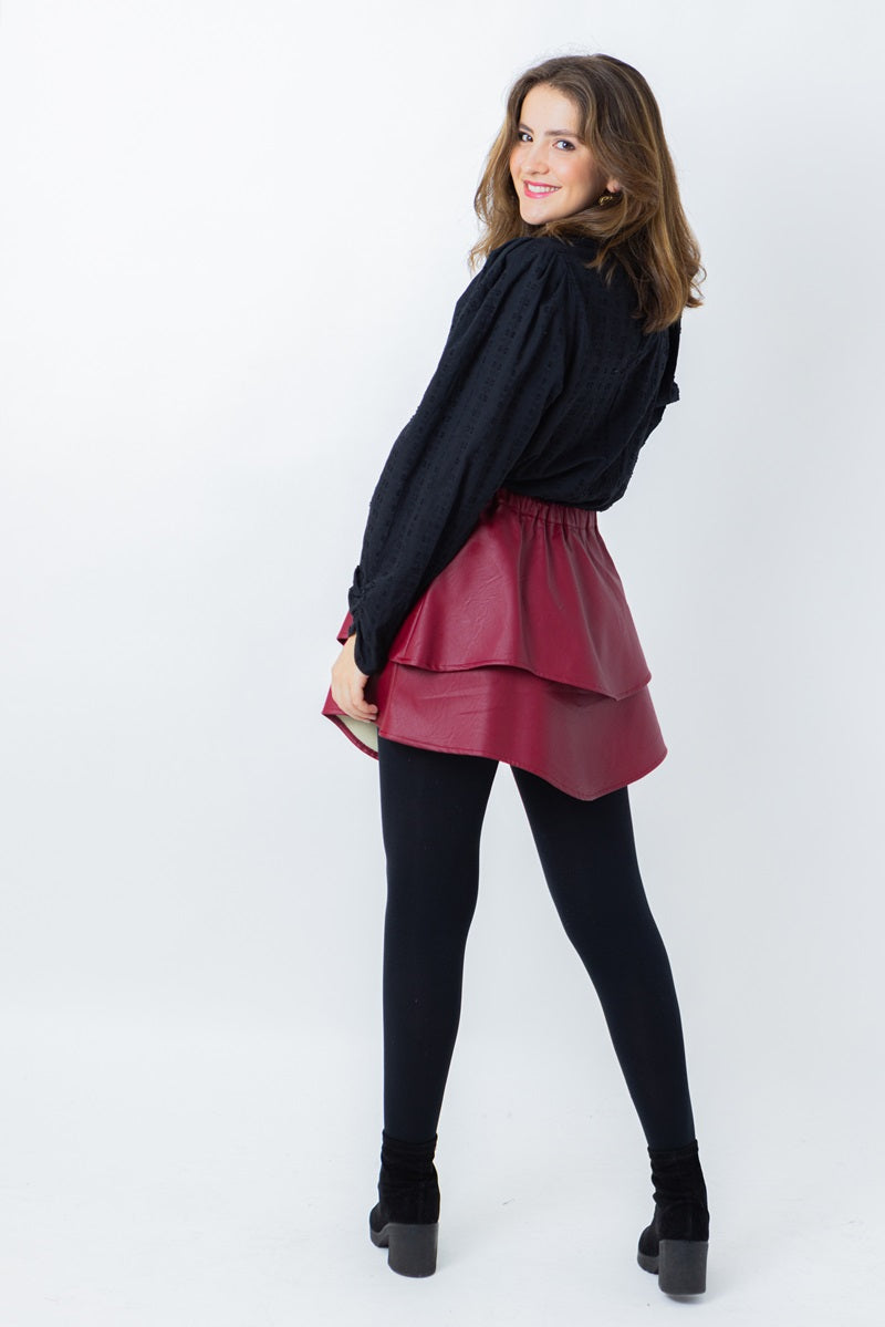 FALT04 Falda corta efecto piel granate