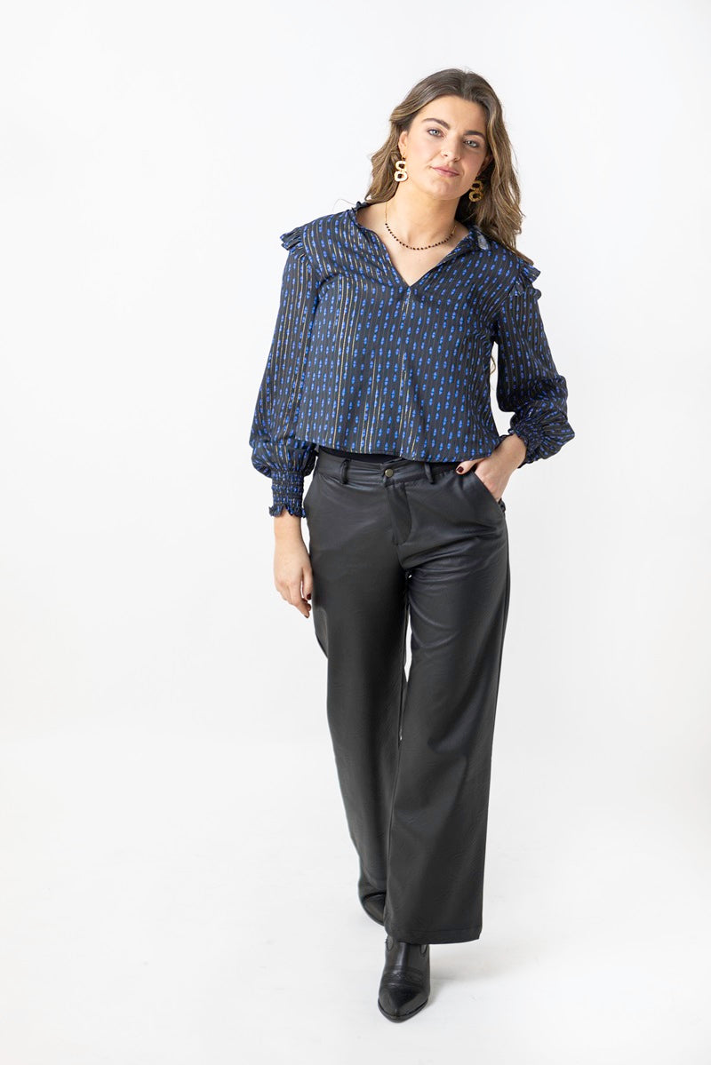 PANT04 Pantalón efecto piel negro