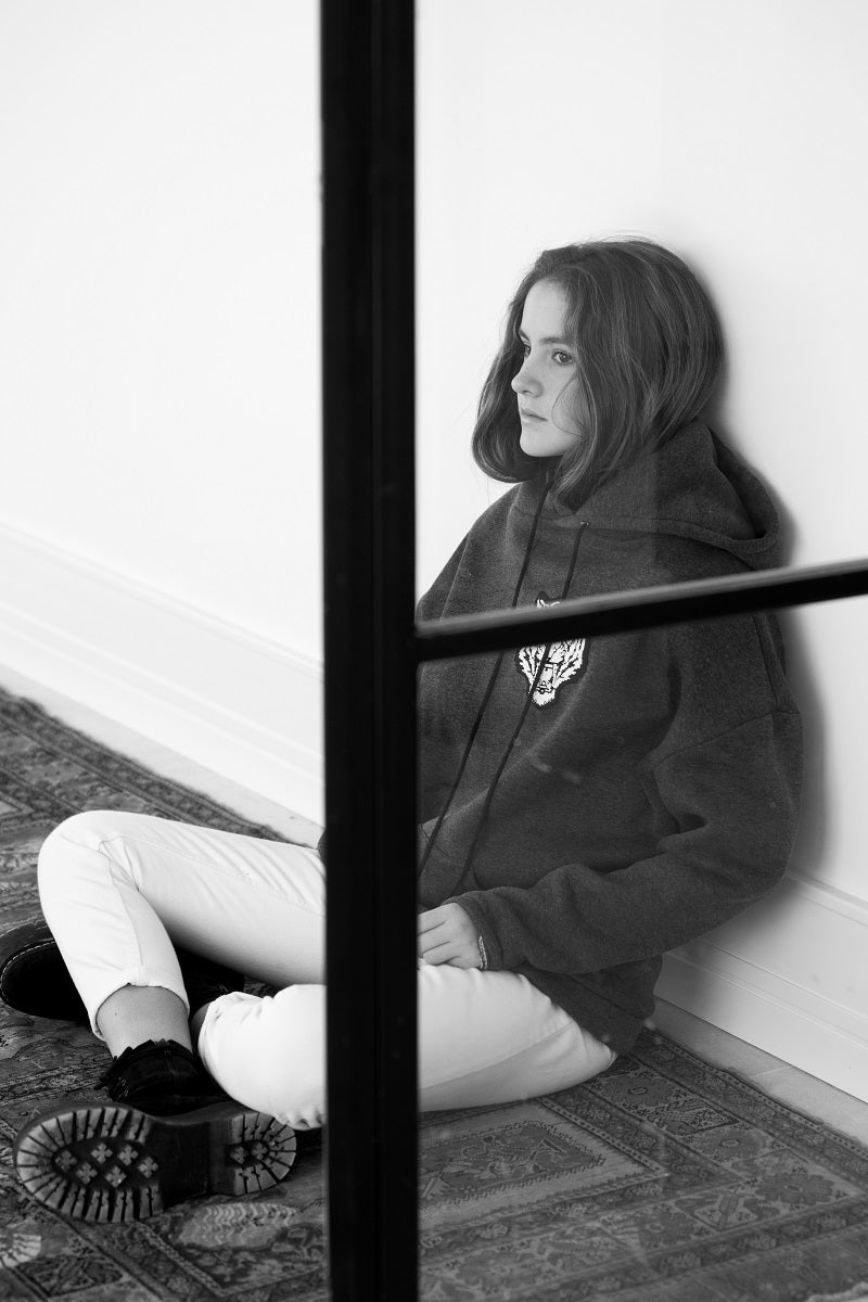 SUDT01 Sudadera antracita tigre