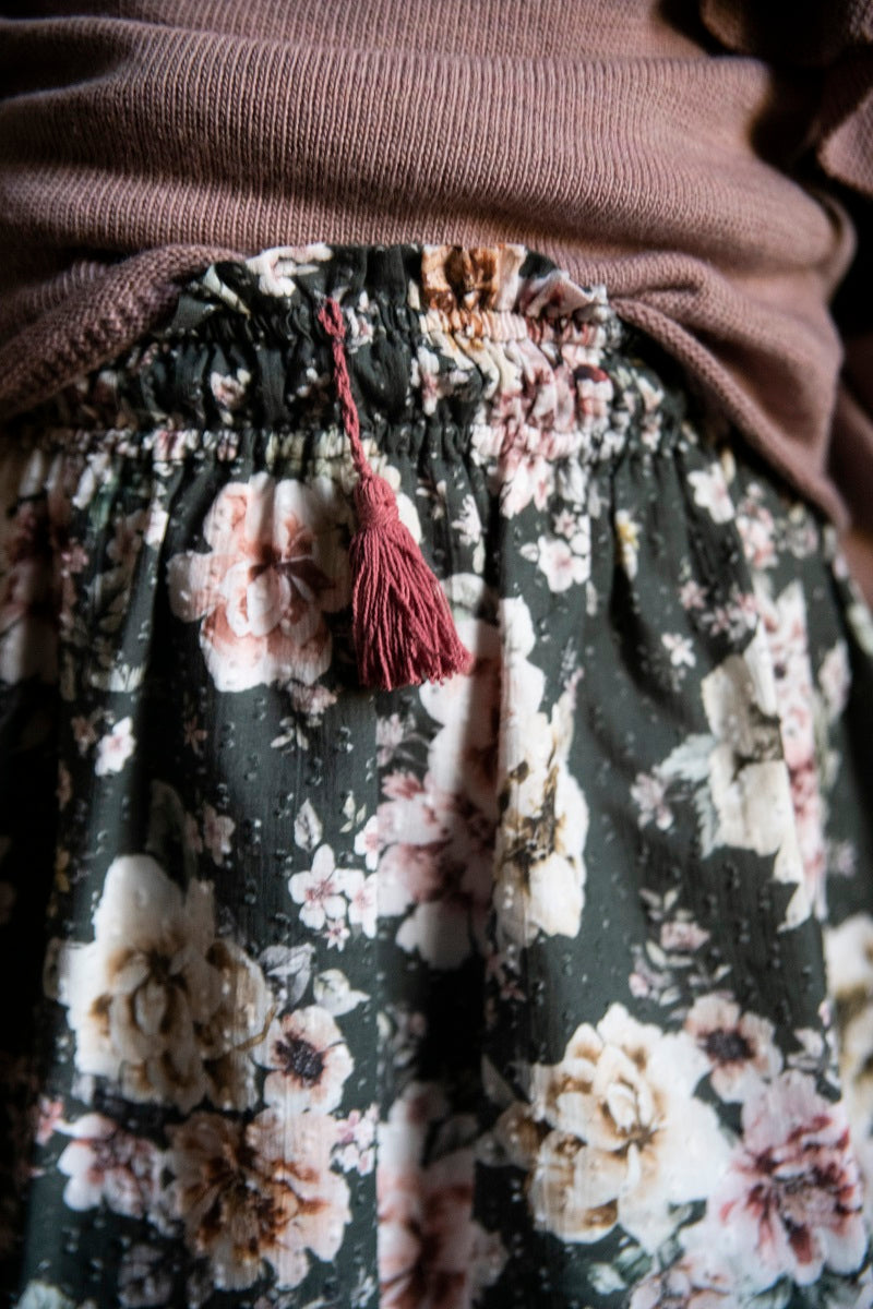 FAL01 Falda gomas flores
