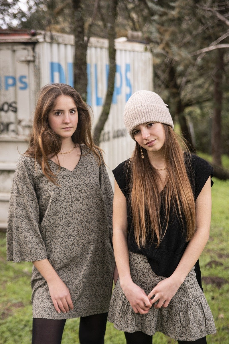 PUNT11 Top negro brillo