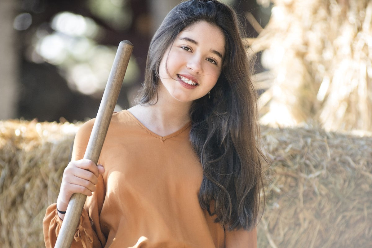 BLUT02 Blusa ranglan cuello pico calabaza