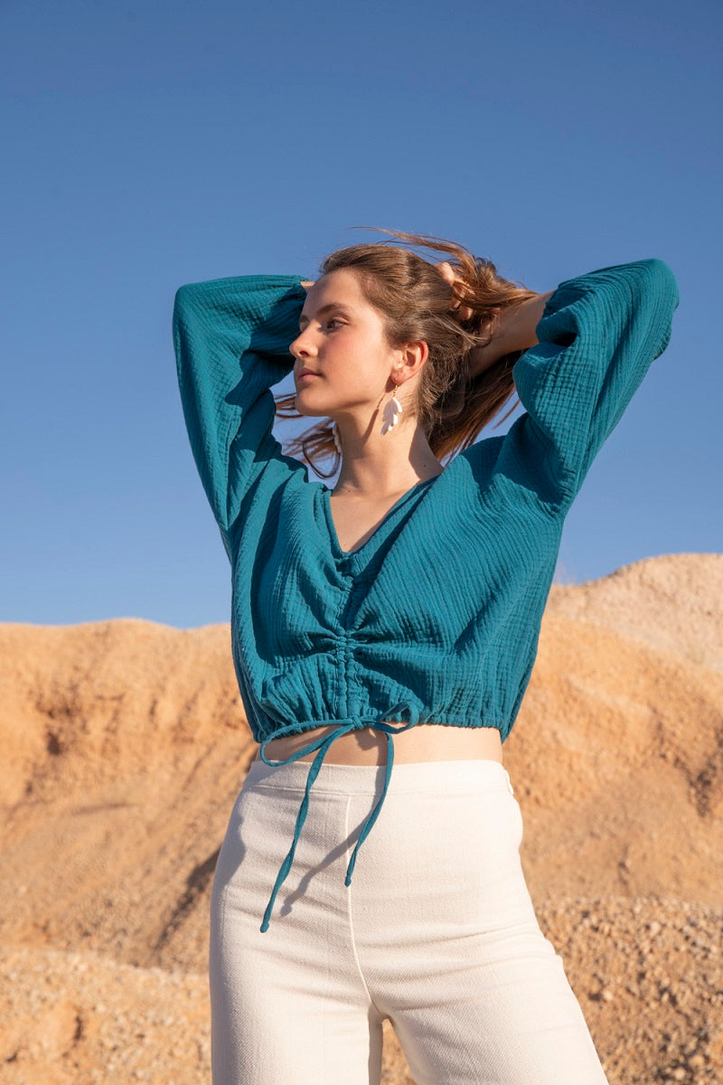 BLUT03 Blusa manga abullonada esmeralda