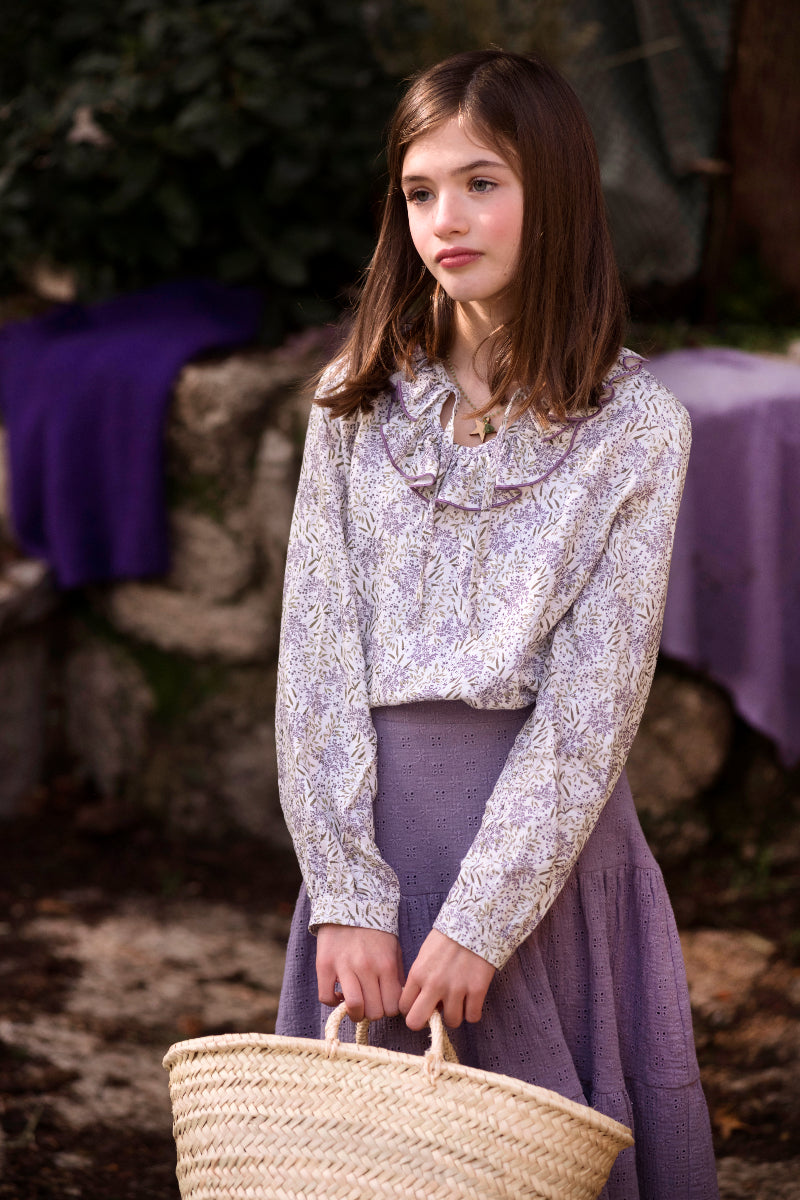 BLU04 Blusa chorreras campo lavanda