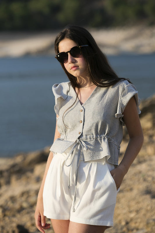 BLUT05 Blusa escote pico cordón botones listas azul/blanco