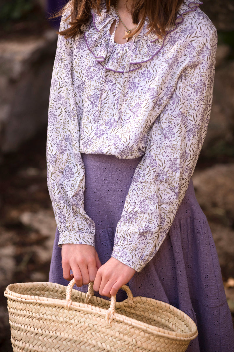 BLU04 Blusa chorreras campo lavanda