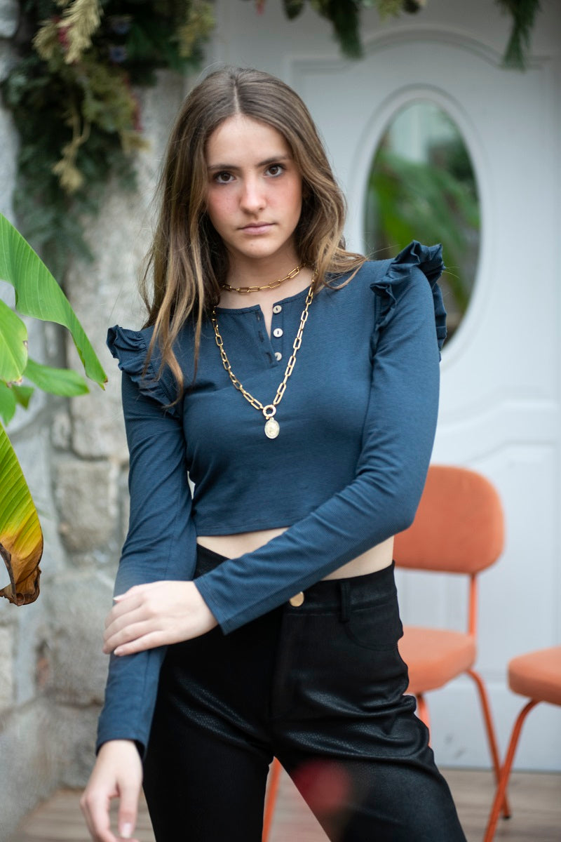 KAMT02 Camiseta cropped listas azul/negro