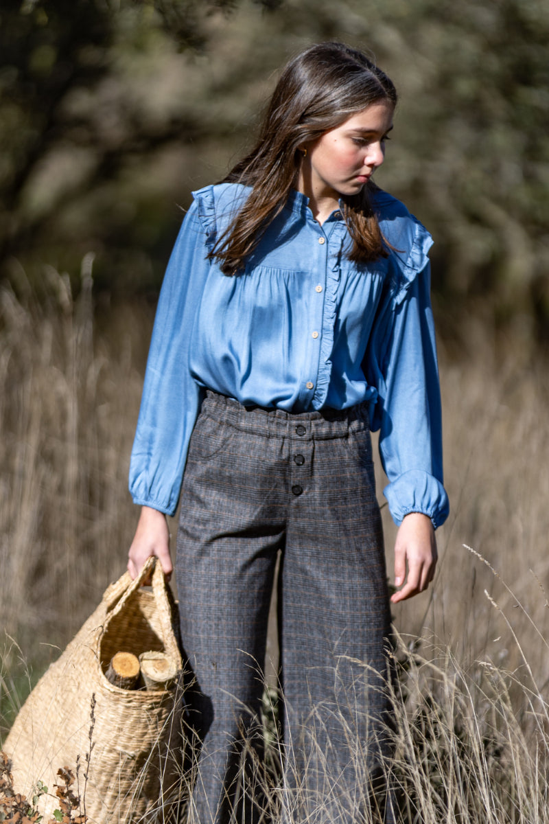 BLU10 Blusa volantes denim
