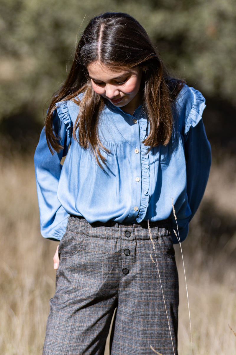 BLU10 Blusa volantes denim