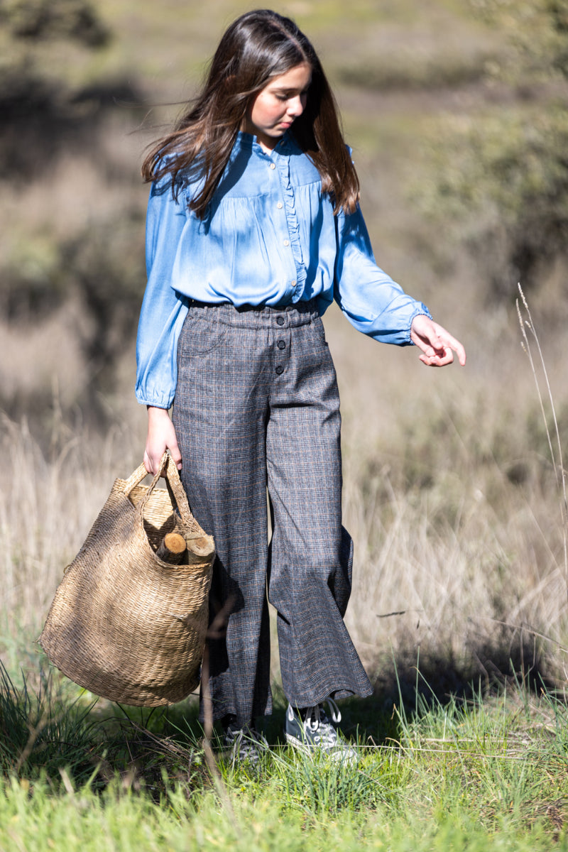 BLU10 Blusa volantes denim