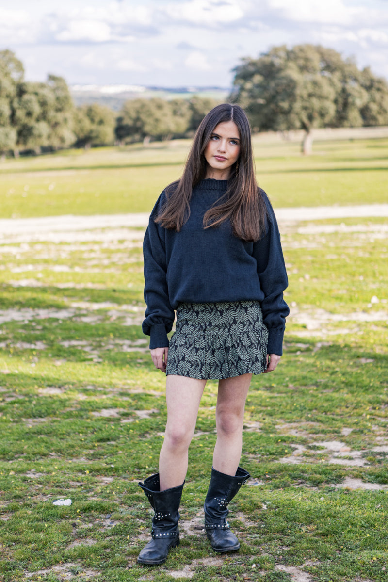 FALT01 Falda corta hojas