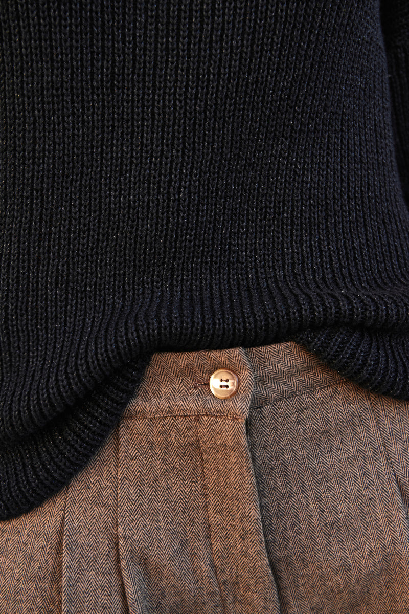 Jersey cuello barco negro brillo
