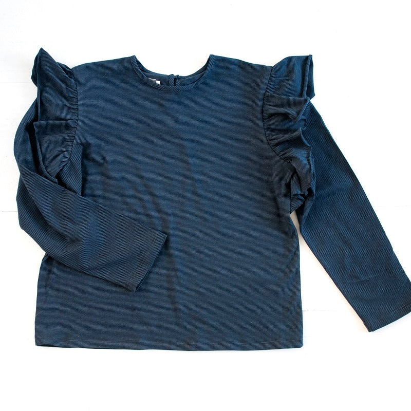 KAM04 Camiseta volantes laterales listas azul/negro